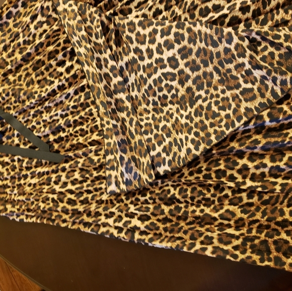 Leopard print pleated skirt - Picture 1 of 4